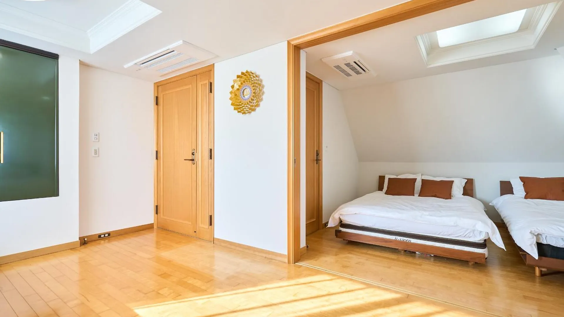 トータル140㎡/メゾネットタイプ豪華マンション/エレベーター付き/駅徒歩7分/最大16人 Apartment Tokyo