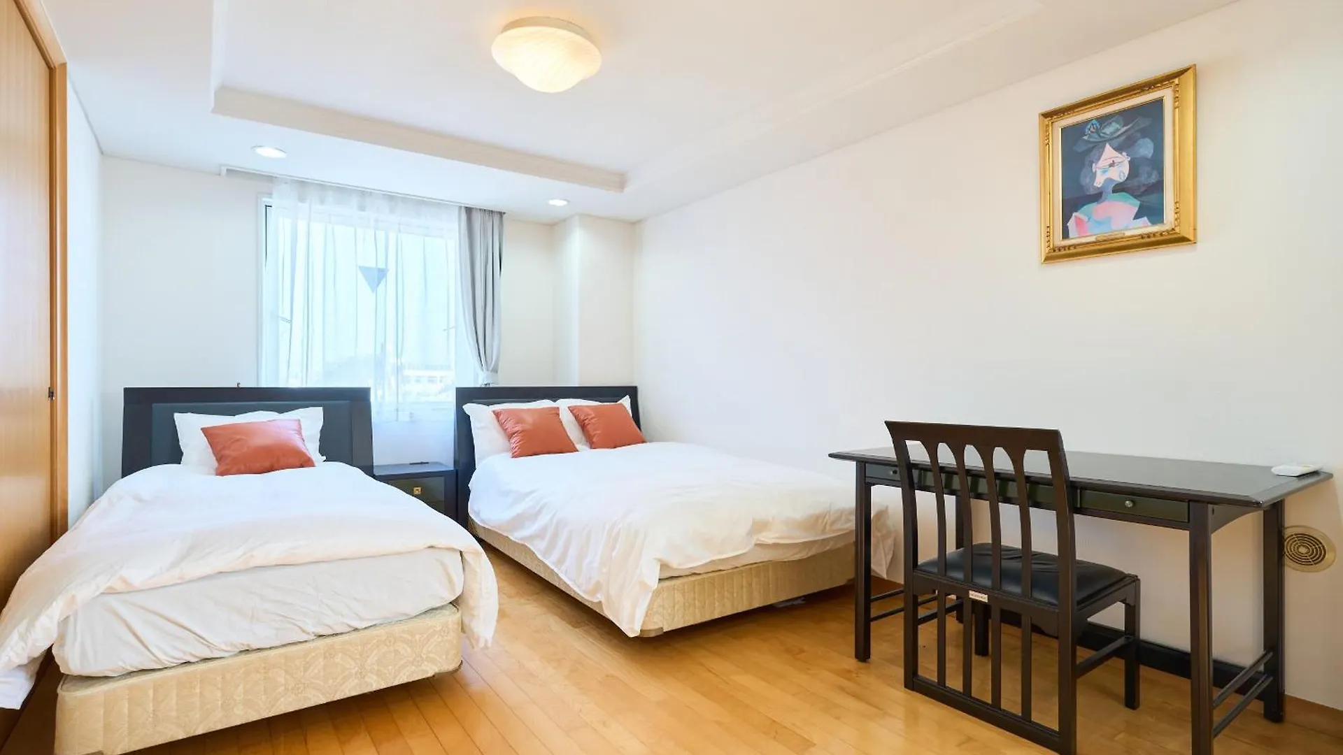 トータル140㎡/メゾネットタイプ豪華マンション/エレベーター付き/駅徒歩7分/最大16人 Apartment Tokyo